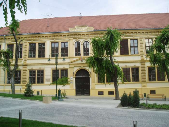 Szekszárd, Garay tér 09. 1.kép.jpg Szekszárd, Garay tér 09. 1.kép.jpg